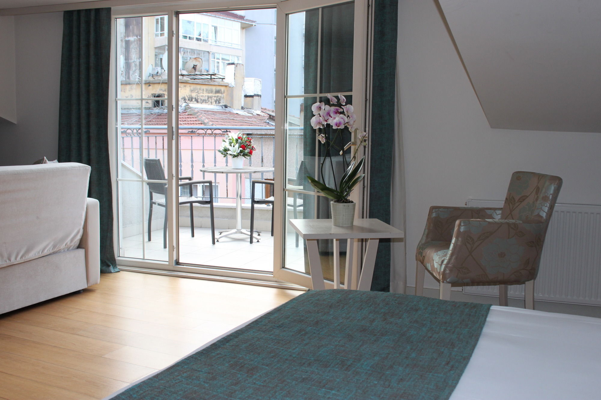 Turkuaz Suites Istanbul Bagian luar foto